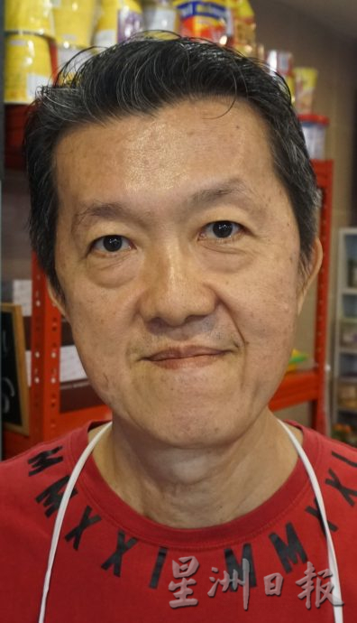 霹:第三版头/母亲节 业者生意旺