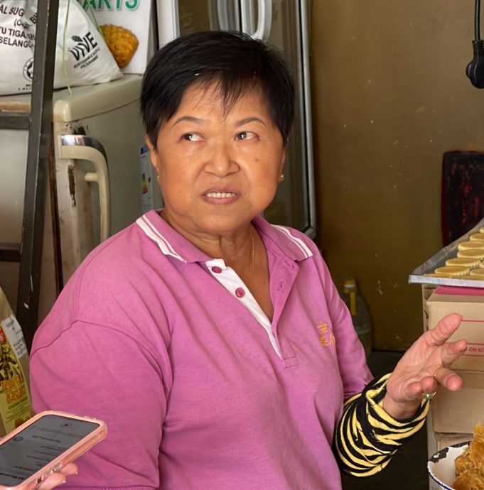 领袖商家:确保解决关键问题 鸡场街无车区需考虑周全