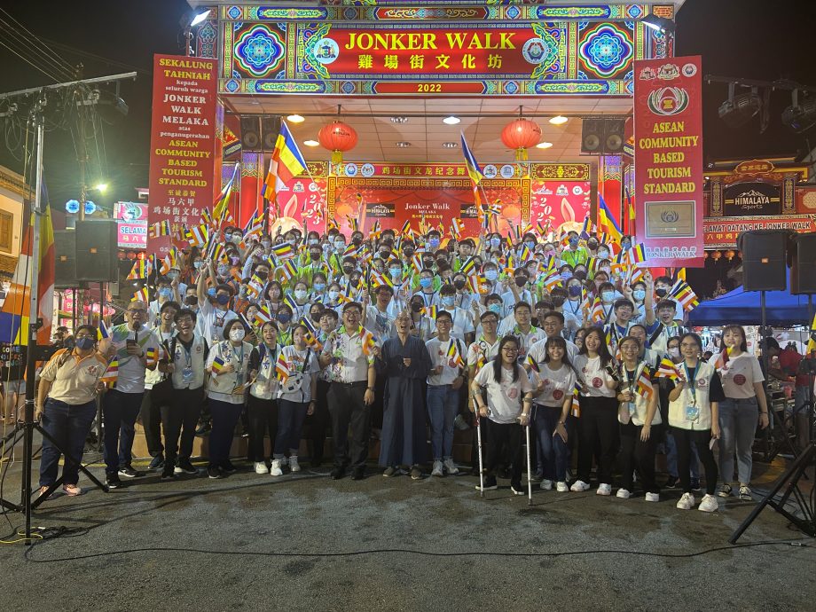 马佛青主办“走出去,动起来”全国青少年卫塞寻宝营