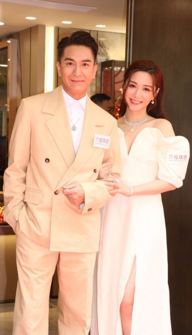 马国明汤洛雯预演婚礼  ​收“抵用价”获赠龙凤鈪