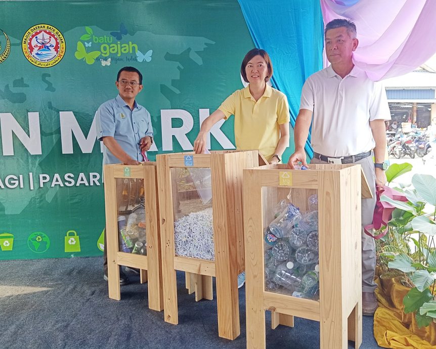 黄诗情:市政厅将了解处理 怡新街场夜市新建顶盖积水