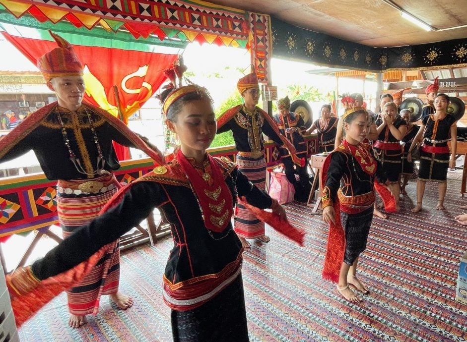 (丰收节)沙巴丰收节展示原住民文化多元性与人文遗产