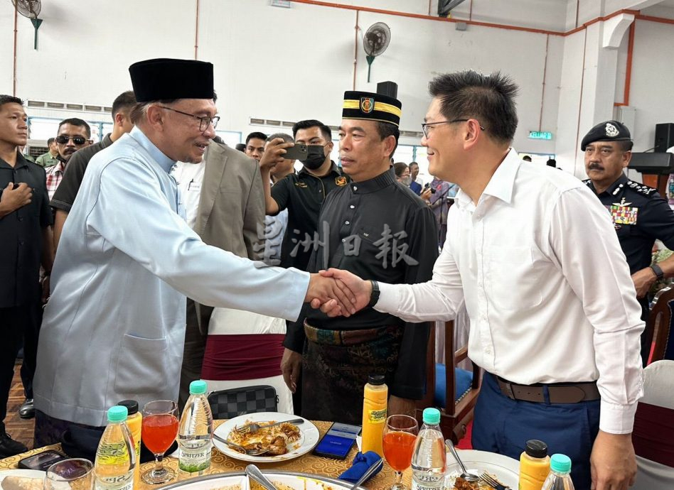 安华:教师增津贴暂缓