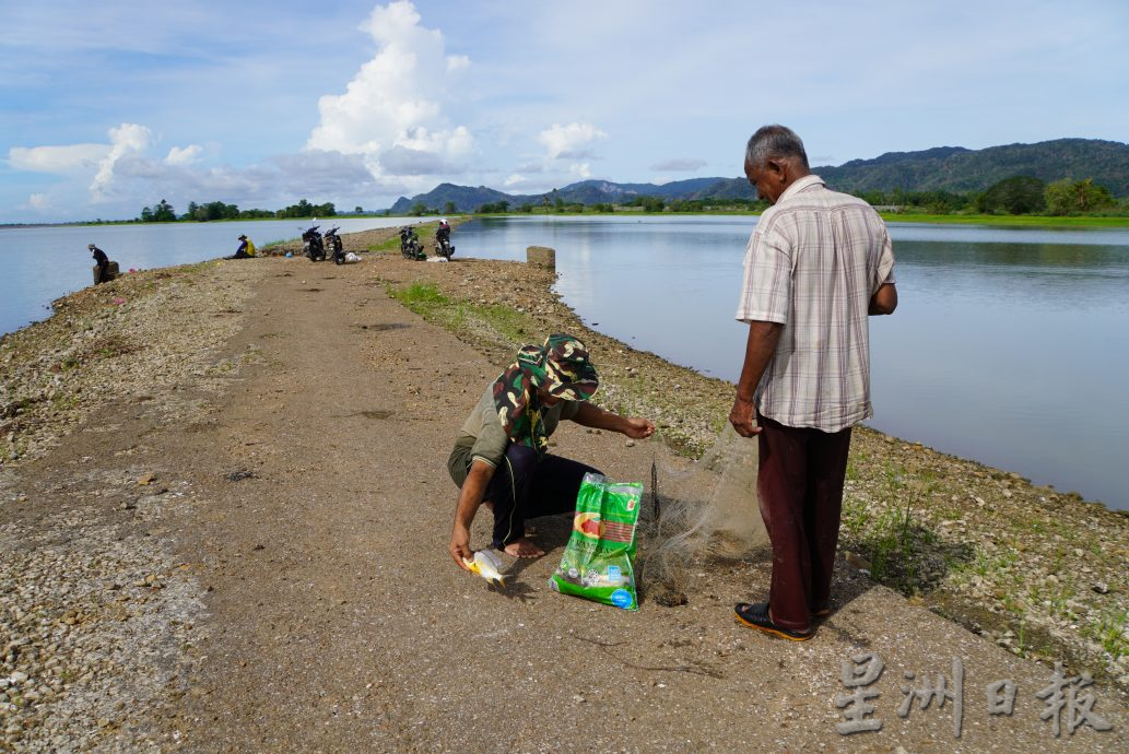 酷热旱季致1992年“沉没”在知马打苏水坝旧路二度浮现,水位下降情况未如2016年严重