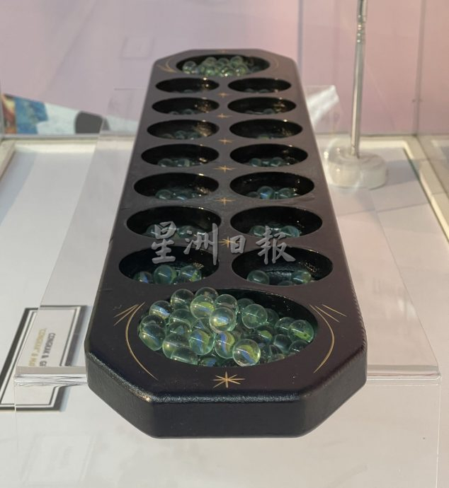 （古城封底主文） 【带你去找爱】：童年时的爱