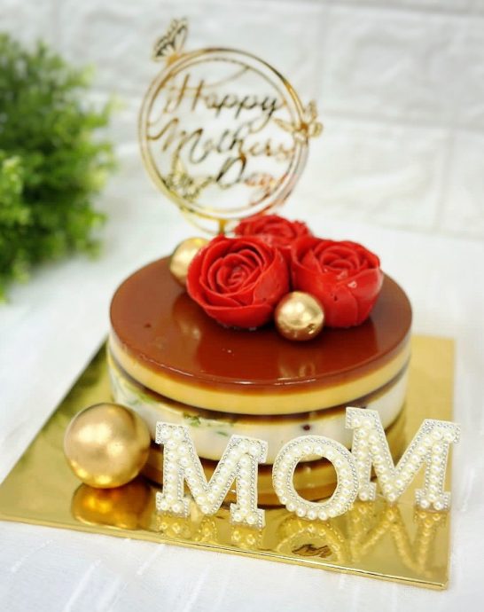 (古城封面主文)业者赶制母亲节蛋糕