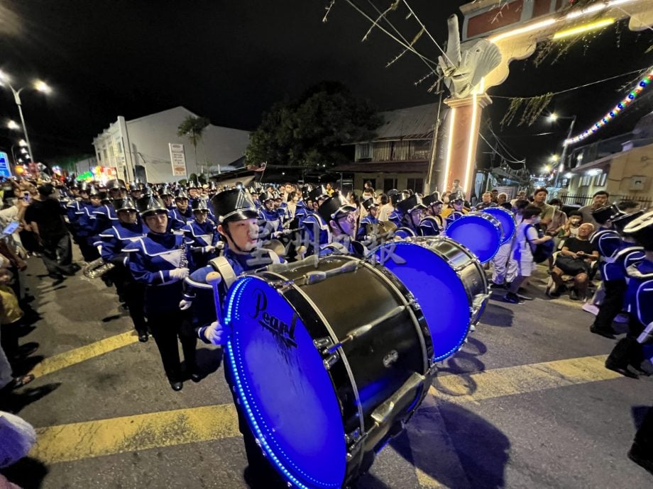 (古城封面主文)释迦院卫塞节花车游行·千人参与共沐佛光