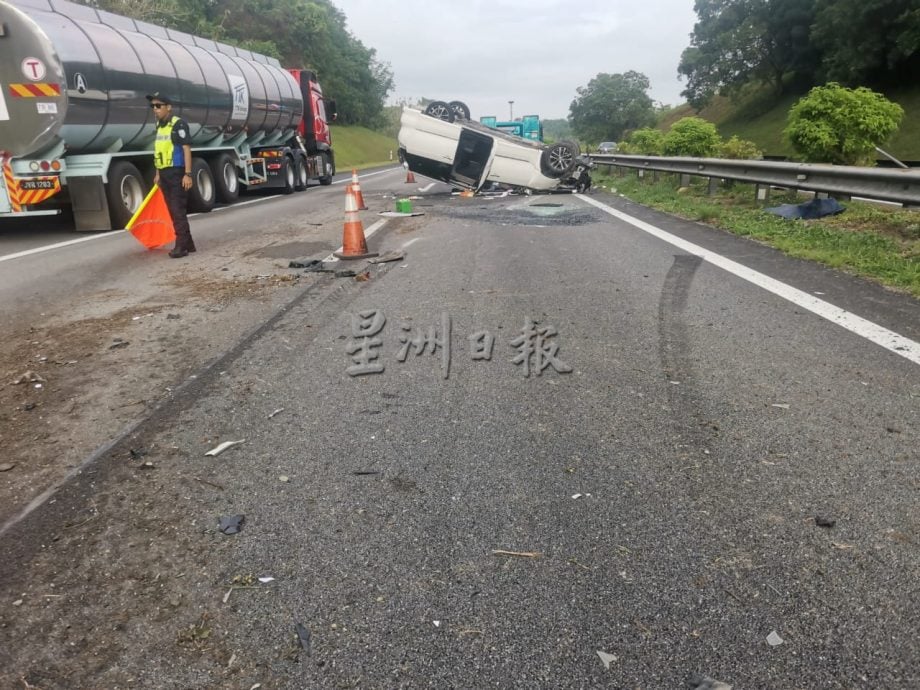 （古城第七版主文）新加坡游客清早开车北上云顶车祸，一本地男子惨死