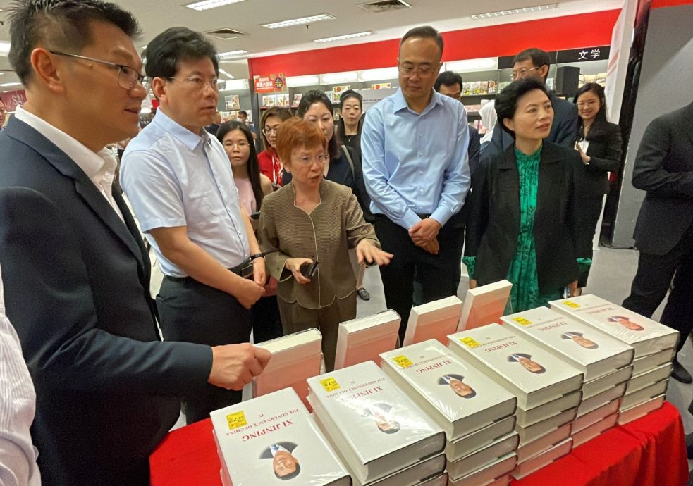 (古城第二版主文)马来西亚“中国书架”联合落成揭幕