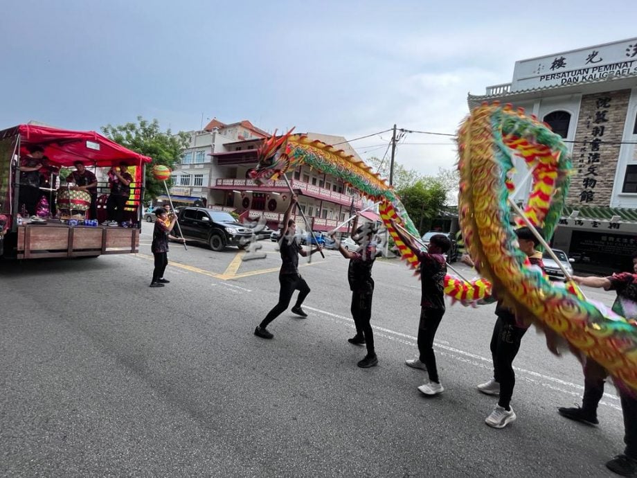 （古城第六版主文）莲花宫座主莲花三太子代天赐福平安绕境盛典