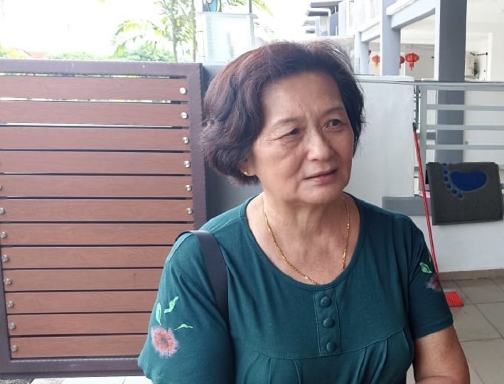 (可配相关新闻)全国版:旅巴翻覆两死者属姐夫及妻姨关系