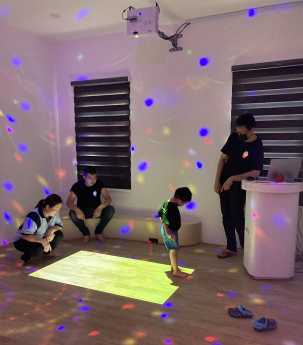 (备用)柔:头条之一:昔特自闭儿童培训中心2020年起设各专属治疗室