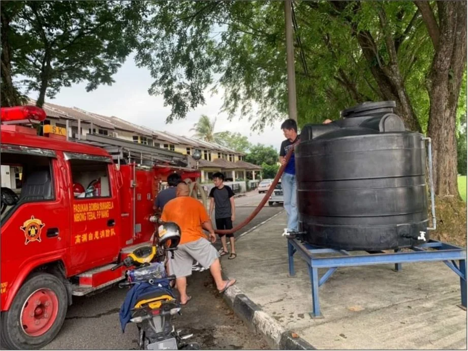 威南水压偏低区储水槽预先添水