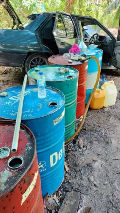 17岁少年也参与走私柴油,玻内贸局“填补漏洞行动”捣破2非法燃油仓库