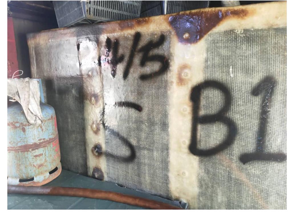 (大北马)两艘渔船正非法输入津贴柴油,起获总值2万5800令吉的1万2000公升柴油,并逮捕5名船主和船员助查。