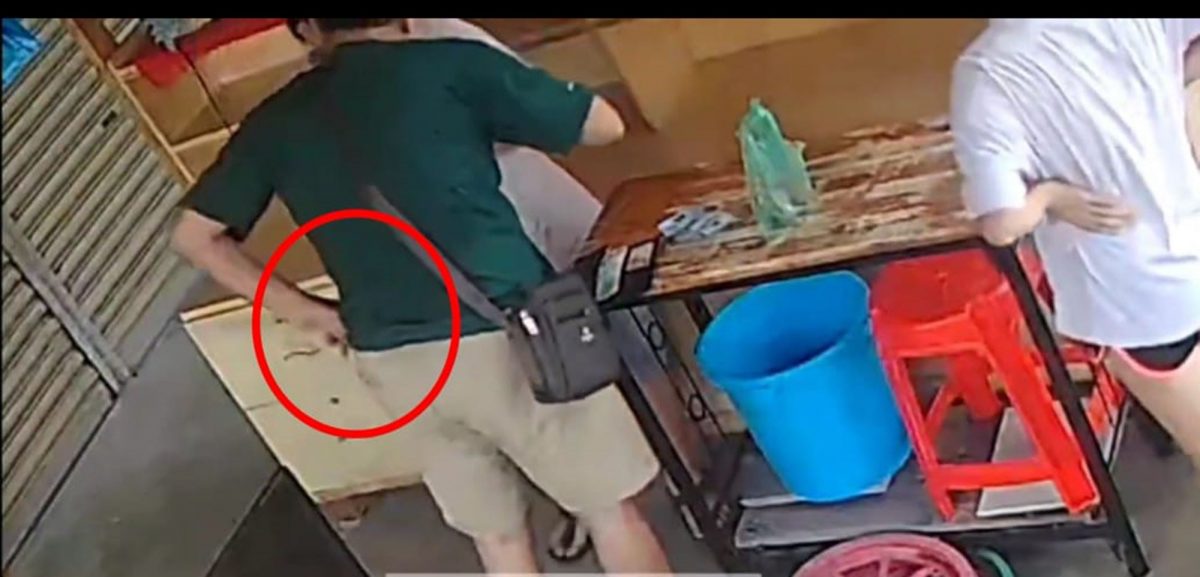 男子装不懂我国钞票,从小贩腰包顺走400多令吉