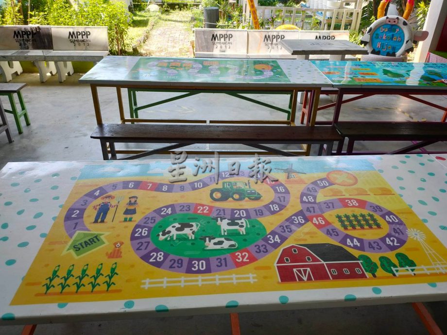 细述华小:班台亚齐振华小学