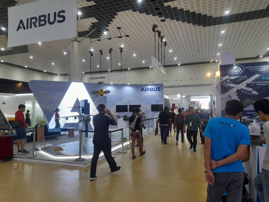 (大北马)阔别4年复办的交怡海空展,是岛民期待已久的盛大活动