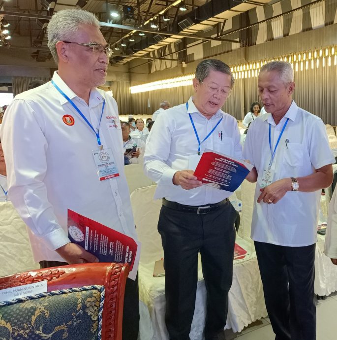 (大北马)阿末扎希强调,只有统一州政府和联邦政府的政权,才能让州内的发展更稳定。