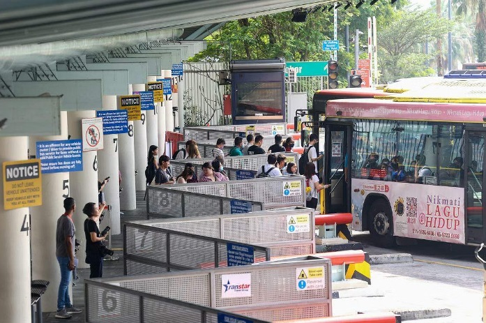 （已签发）全国：兀兰关卡自动通关提升效率 傍晚高峰期每小时多1000名巴士乘客出境