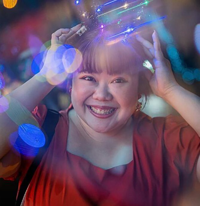 （已签发）柔：狮城二三事：狮城艺人分享  难忘的航空服务体验