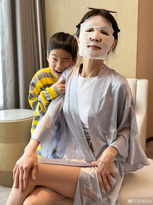 Ella母亲节突向儿子道歉  劲宝回1句话超暖心