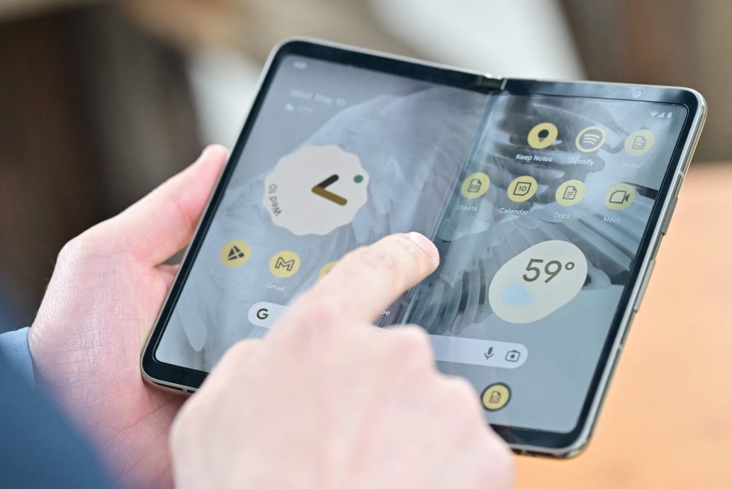 Google AI大反攻 Bard进军180国 讲中文也通