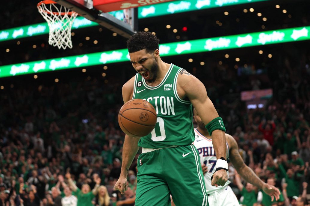 NBA季后赛|率绿衫军气走76人闯东决 塔图姆轰51分抢七战第一人