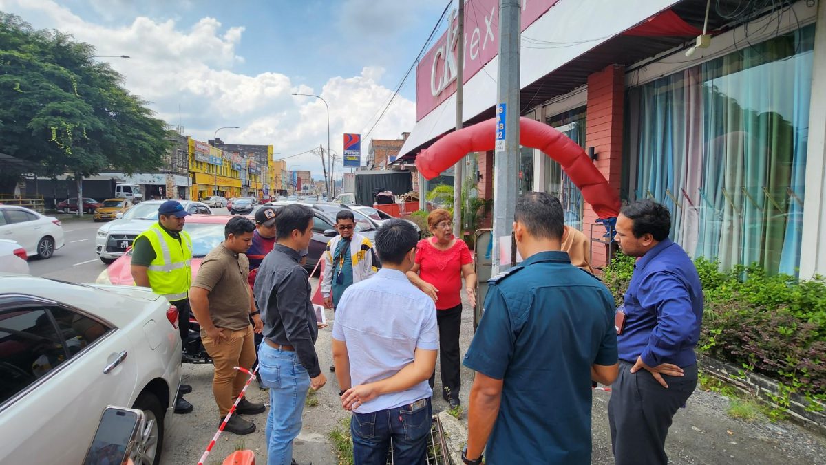 NS主文/端姑安达路闪淹提了10年未解,玛丽约瑟芬邀JKR、MBS一起巡视求方案