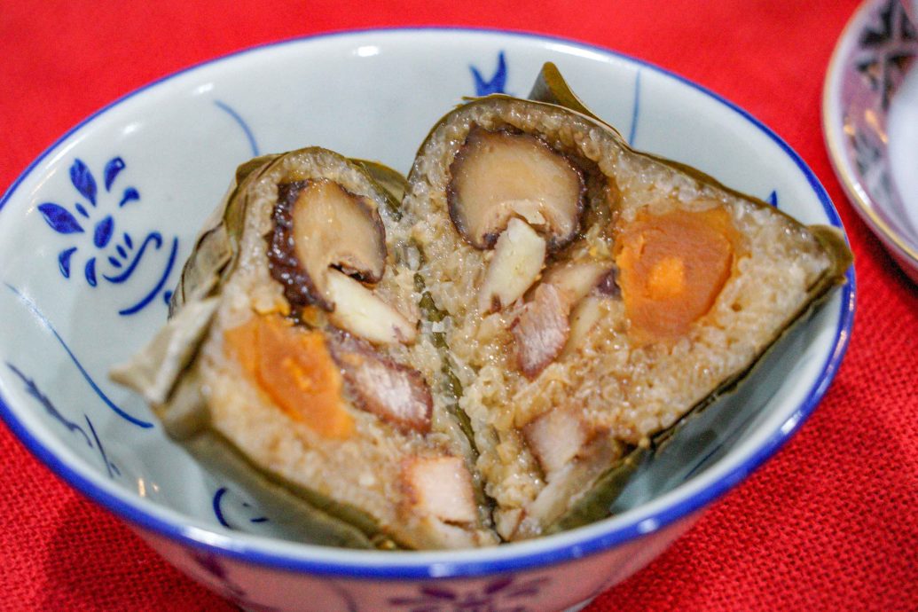 《四季中华》“粽香情长”活动,品尝不同籍贯粽