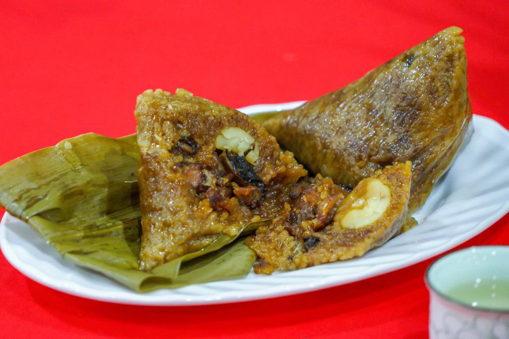 《四季中华》“粽香情长”活动,品尝不同籍贯粽