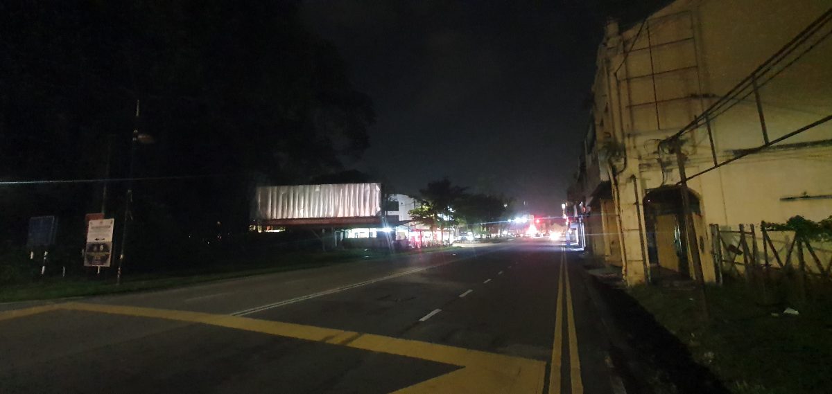 NS花城大小事/芙市区多路段街灯故障无法照明