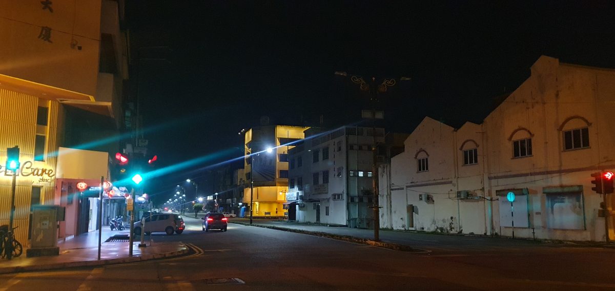 NS花城大小事/芙市区多路段街灯故障无法照明