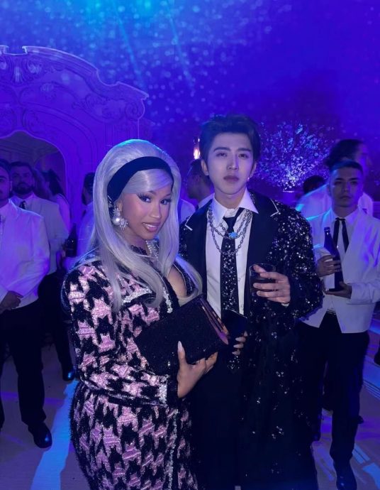 VOGUE把蔡徐坤标成王嘉尔 引爆双方粉丝怒火 