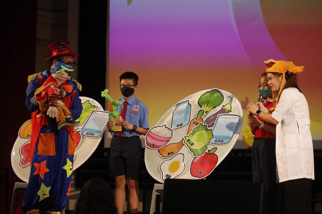 23/6见报/大都会：吃得营养，吃得均衡校园运动
