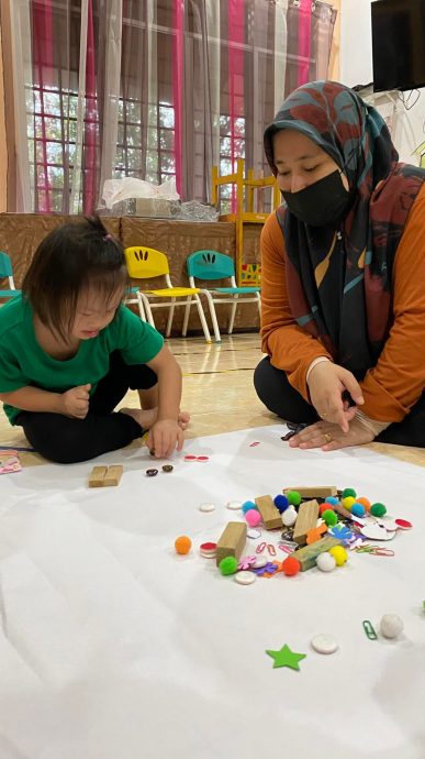 2/6:有故事的人/学习养育唐氏宝宝