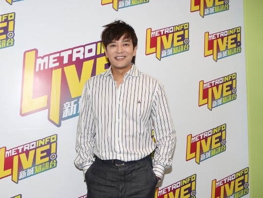 47岁陈晓东身形胀爆 网怨喊男神回不去了