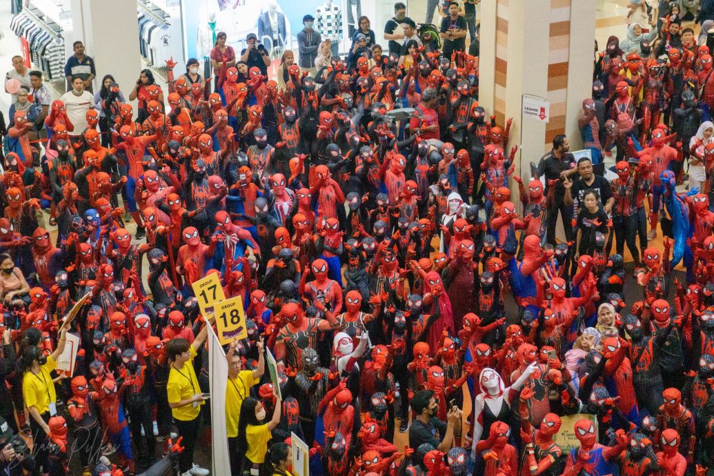 685名蜘蛛人齐聚大马 创吉尼斯世界纪录!