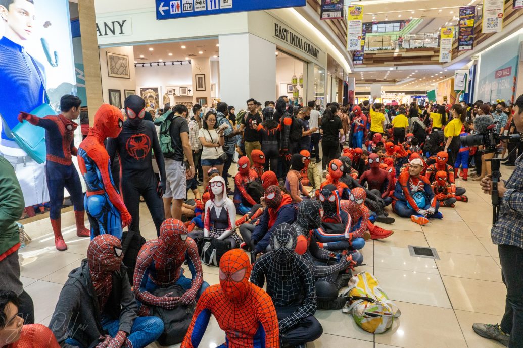 685名蜘蛛人齐聚大马 创吉尼斯世界纪录!