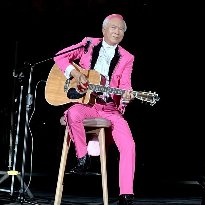 72岁李龙基宣布喜讯 年底娶36岁女友