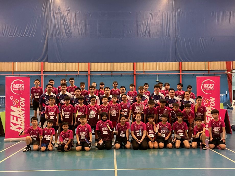 Astro羽球选拔集训营古晋站  陈重名：喜见参与球员年轻化