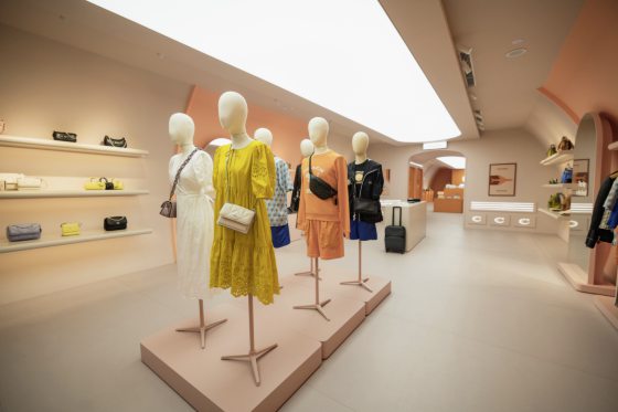 Coach Airway带来不一样的“飞行”体验