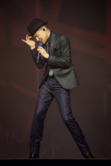 60+巡回演唱会|舒淇惊喜现身 张学友深情表白:我陪着你老