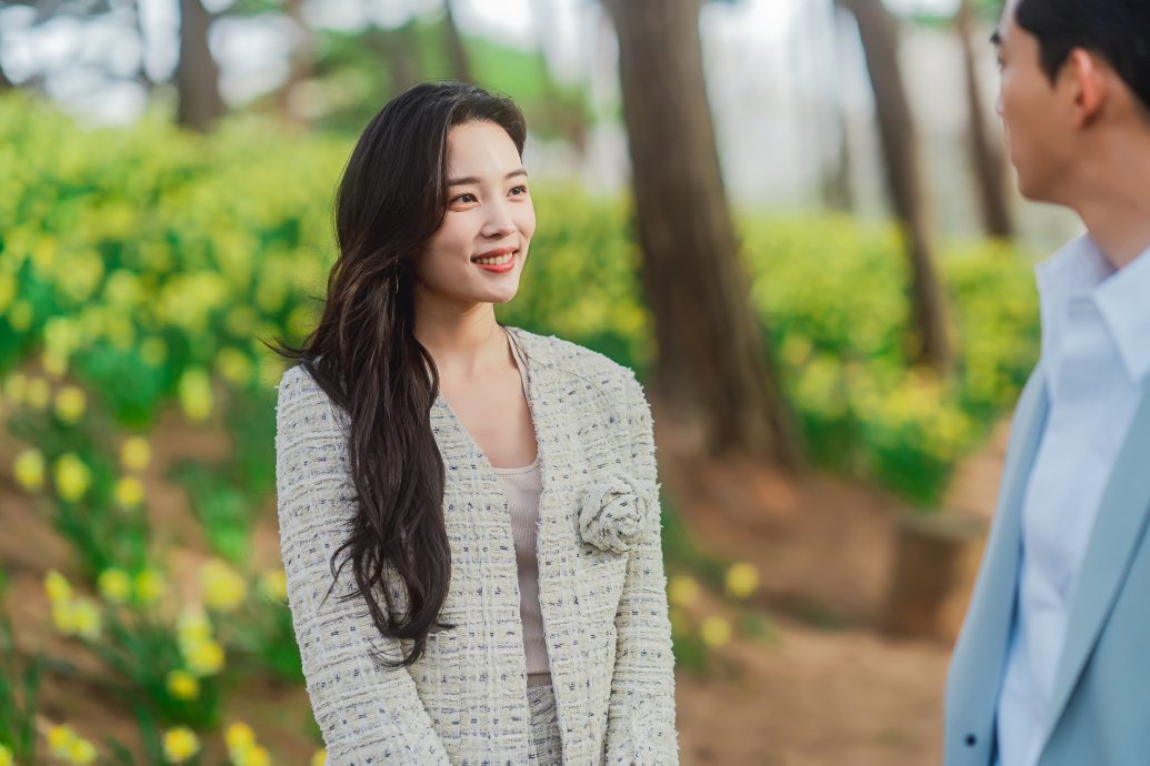 玉泽演誓当最性感吸血鬼 恐高吊威亚被吓坏