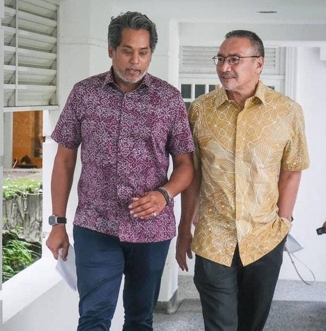 “别让背后插刀者回党”姑里:会毁了巫统