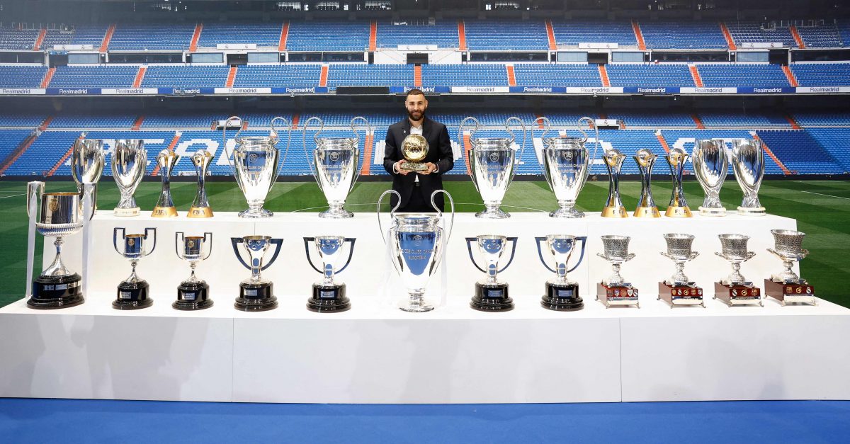 “生活给了另一机会  本泽马将与C罗交锋