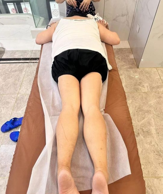 “细细粒”陈嘉佳瘦一圈 网问瘦身秘诀