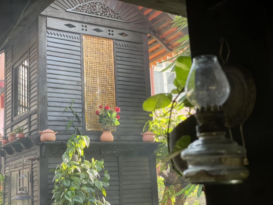 《东游记》:摄影师花2年拯救百年丹州马来传统老屋--Rumah Tiang 12
