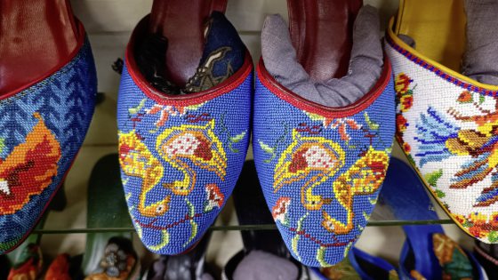 【东西】纯手工刺绣串珠而成的娘惹珠子鞋