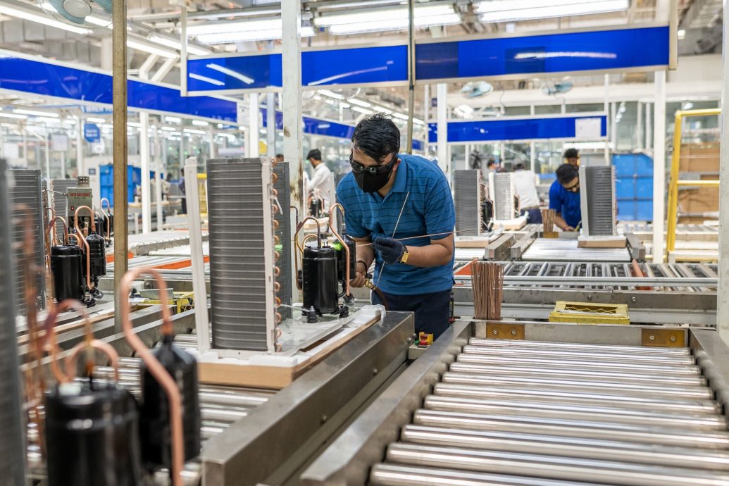 与需求减弱搏斗 全球制造业大不妙